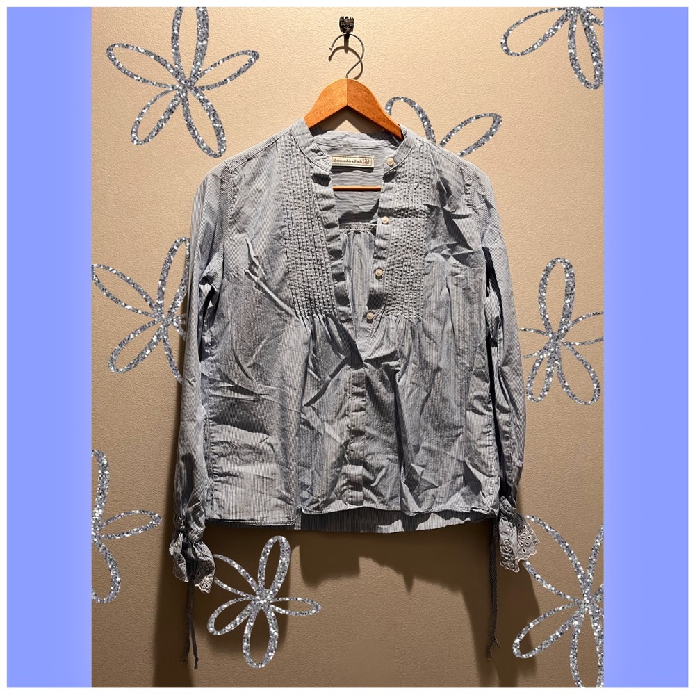 🦋🛋️Baby Blue A&F Striped Tunic🛋️🦋